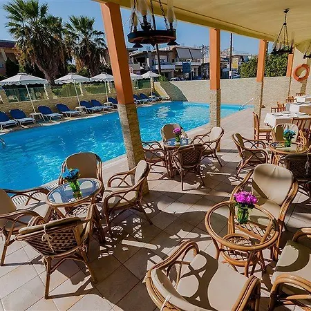 Esmeralda Aparthotel