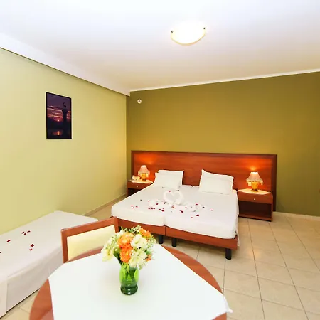 Esmeralda Aparthotel
