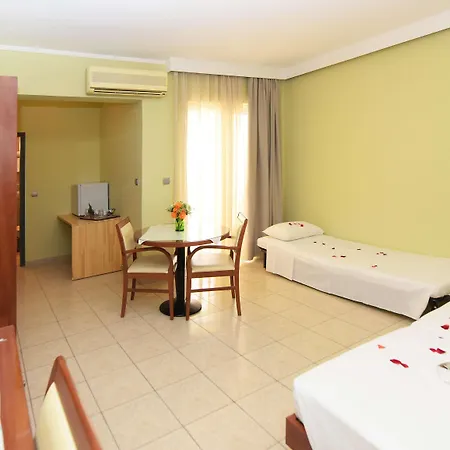 Esmeralda Aparthotel