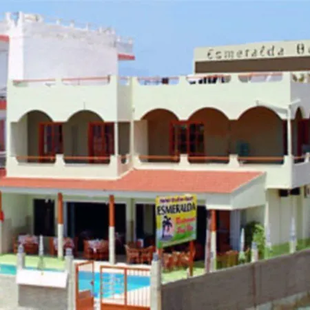 Esmeralda Aparthotel