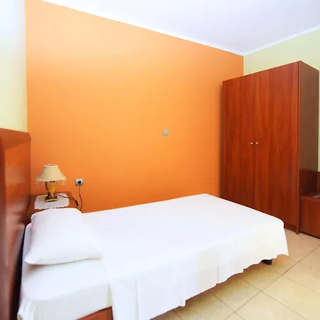 Esmeralda Lejlighedshotel 3*