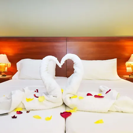 Esmeralda Lejlighedshotel Kremastí