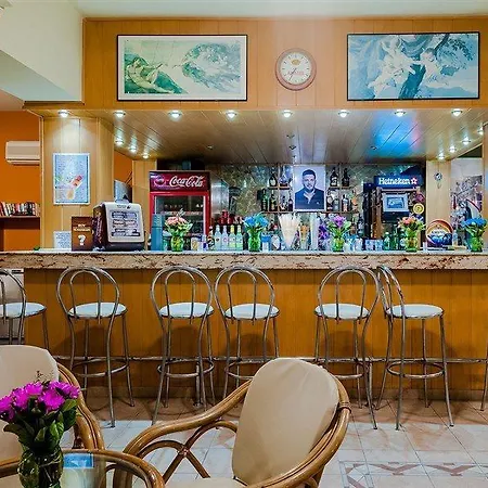 Esmeralda Lejlighedshotel Kremastí